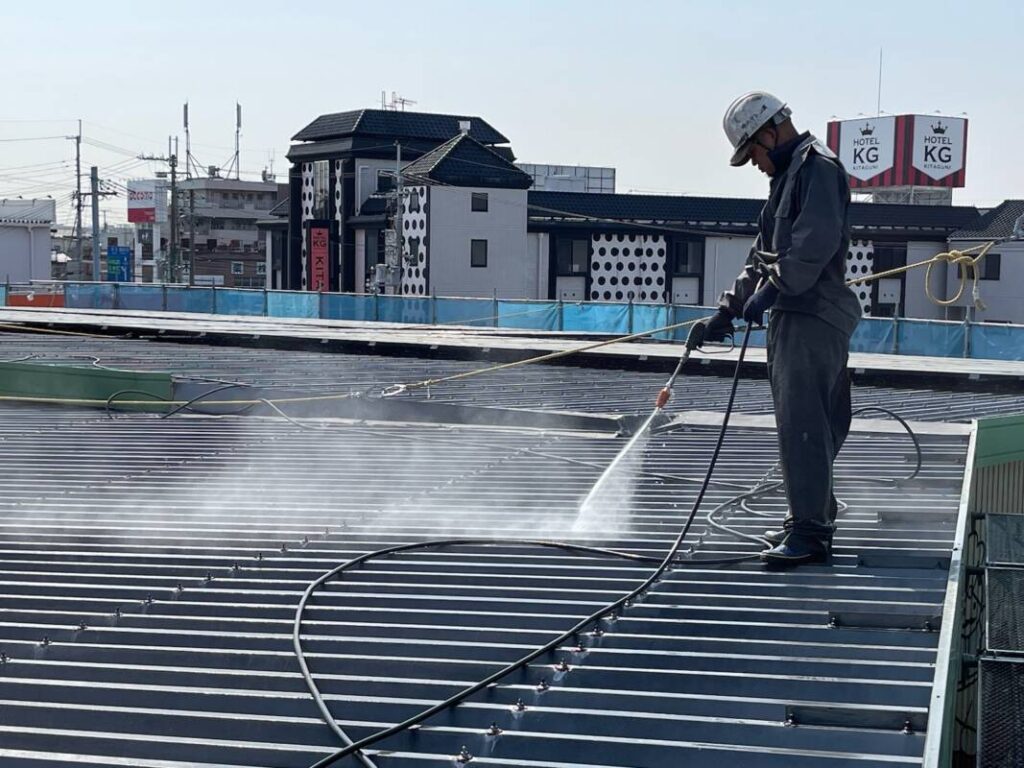 神戸市西区玉津町じゅうたん王国様高圧洗浄屋根